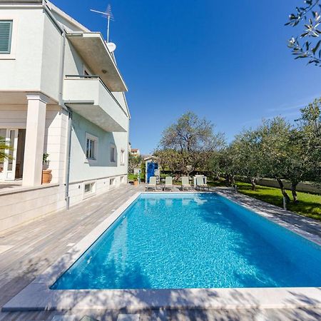 Appartement The Olive Poolhouse à Split Extérieur photo